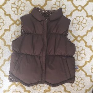 One Kid girls size 6 brown/multi puffer vest.